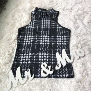 Black and white mock neck top size S